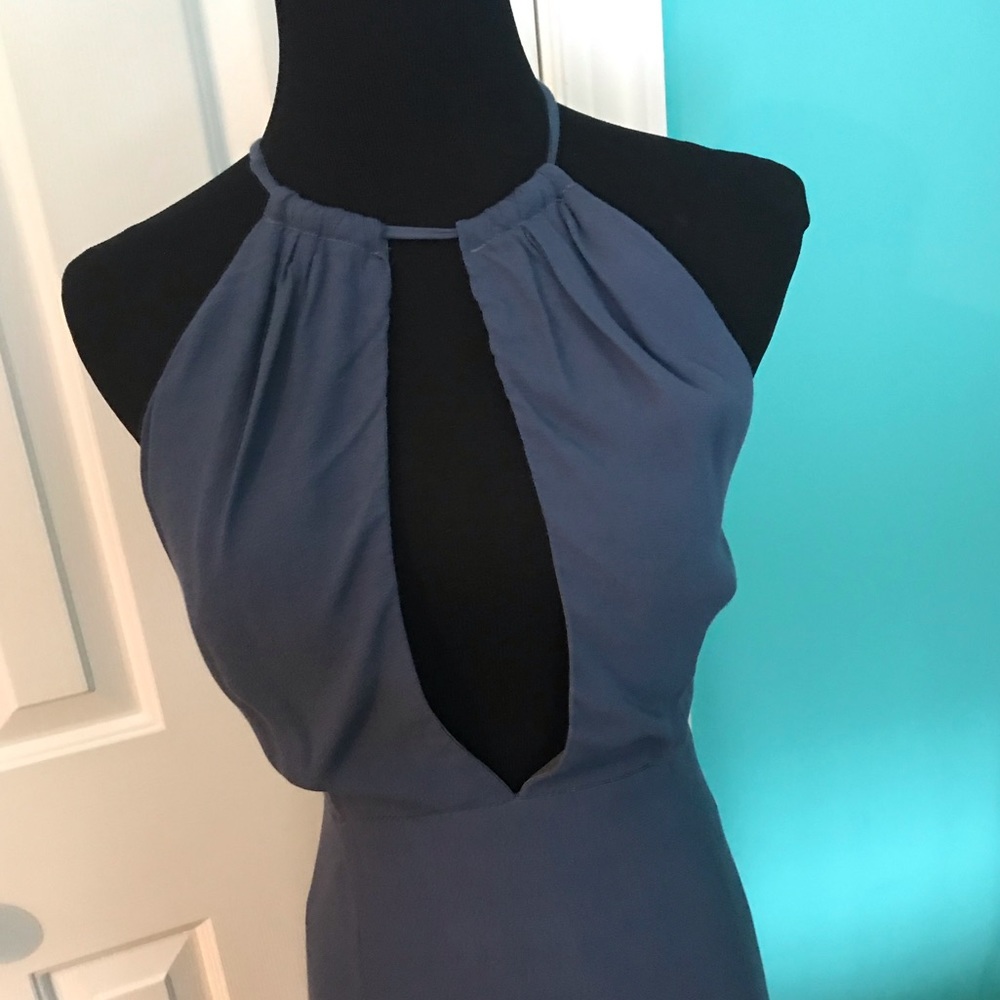 Blue floor length dress key hole front and back - Picture 2 of 7